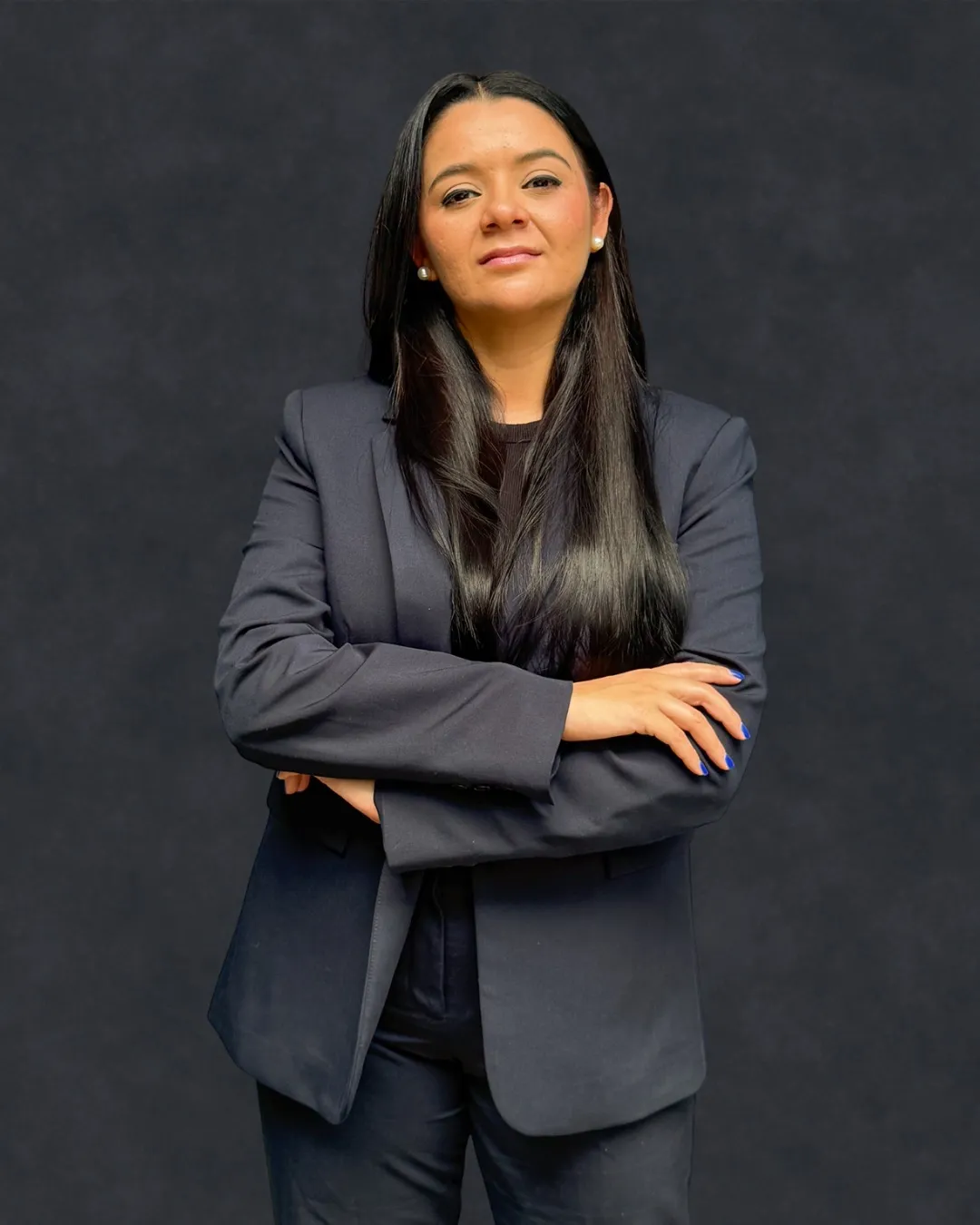 Licenciada Adriana Olla - Abogada y Notaria en San Salvador